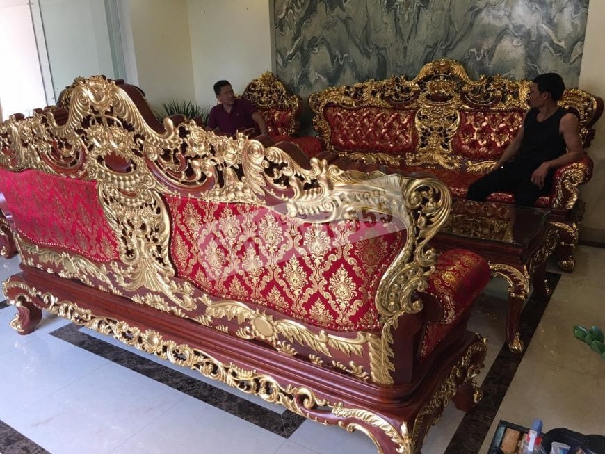 Mặt sau ghế dài