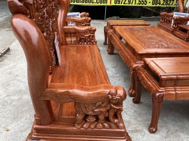 Mặt bên ghế dài