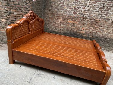 Giường ngủ gỗ gõ