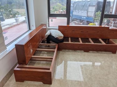Quá Trình lắp đặt bộ sofa nguyên khối