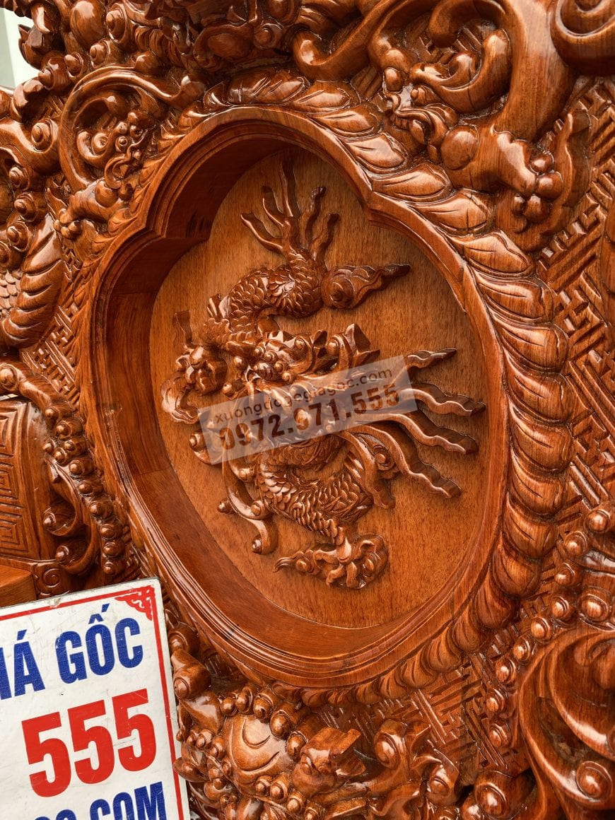 Vách ghế đục Thanh Long cuộn thủy
