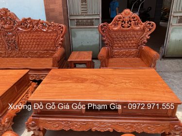 Bàn to ván liền tấm không chấp ghép