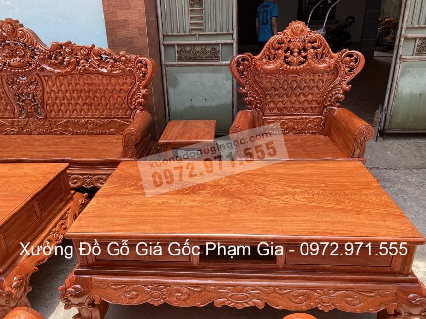 Bàn to ván liền tấm không chấp ghép