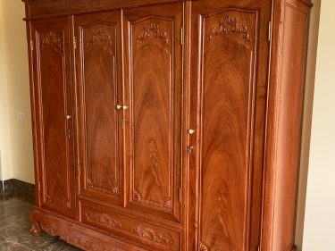 Ván cánh nguyên tấm chọn vân đẹp