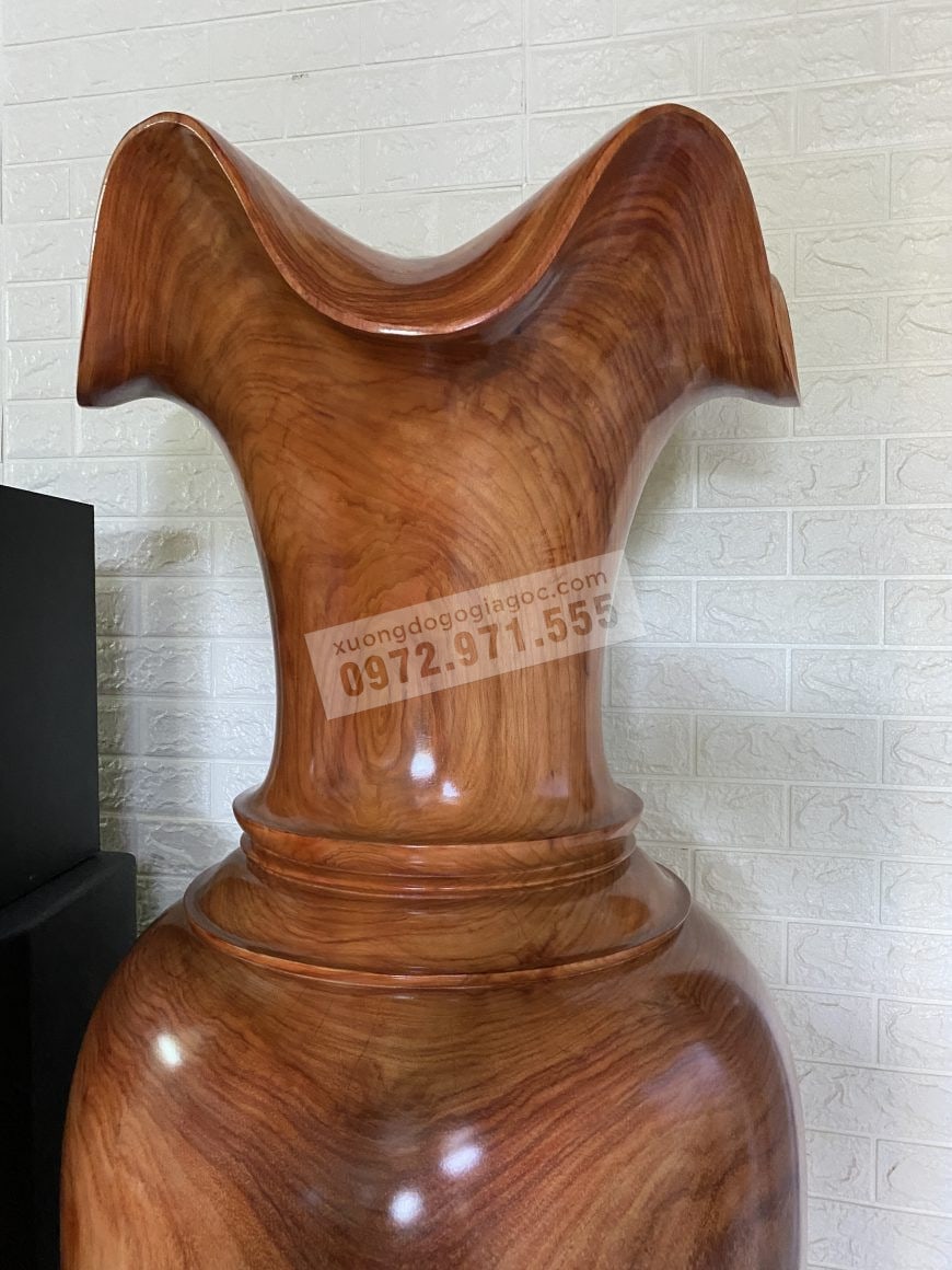 Phần trên tiện Cổ loe tròn mang ý nghĩ chiêu tài hút lộc cho gia chủ