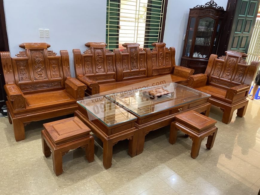 Kê bàn ghế kiểu chữ L