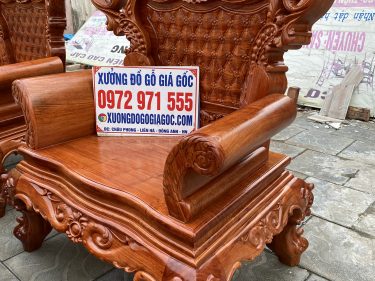 Tay ghế cong nguyên khối sát cột không chấp ghép