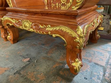 Chân ghế đục mẫu mới nhất năm 2021