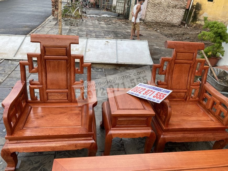 Ghế đơn và đôn kẹp ghế