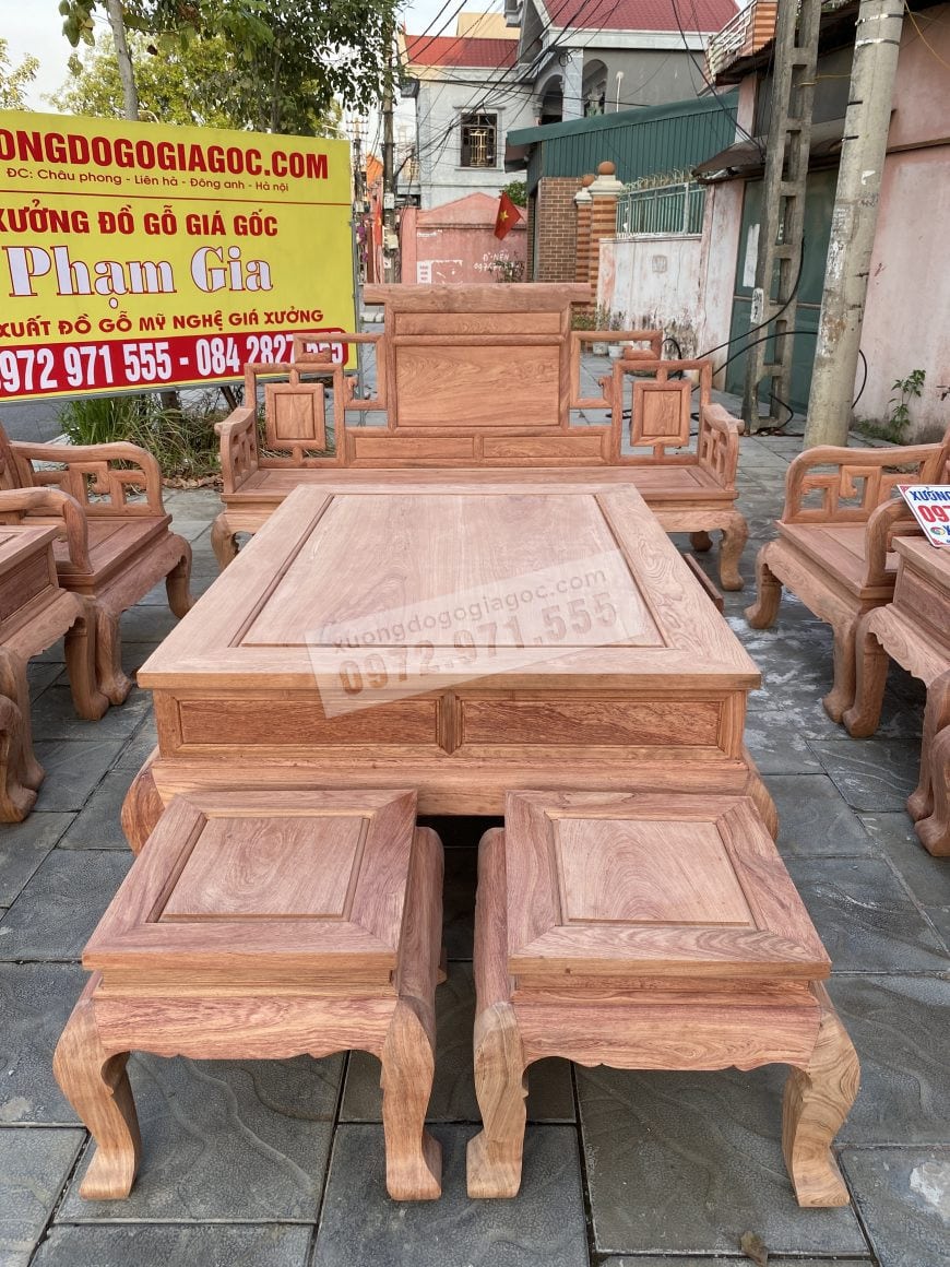 Bàn to và đôn ngồi