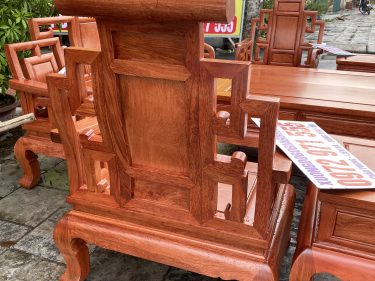 Mặt sau ghế đơn