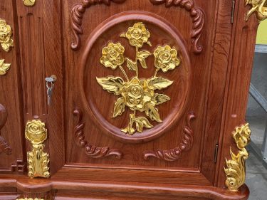 kệ tivi hoa hồng