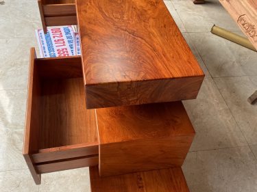 Kệ tivi nguyên khối