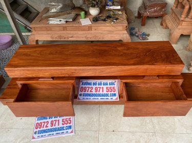 Kệ tivi nguyên khối gỗ hương