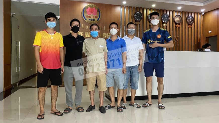 bàn ghế hoàng gia V5