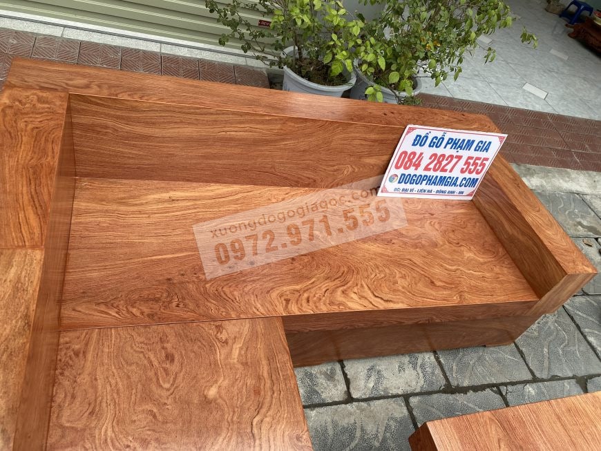 Cạnh ngắn của sofa