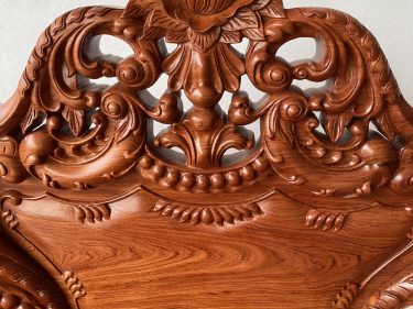 Bàn ghế hoàng gia V4