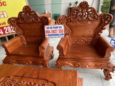 Bàn ghế hoàng gia V4