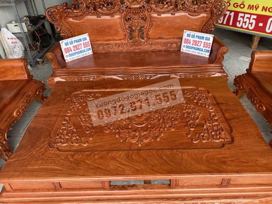 Bàn ghế hoàng gia V4