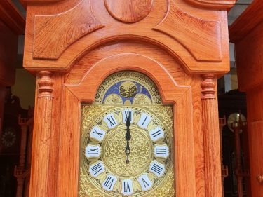 Đồng hồ cây gỗ hương