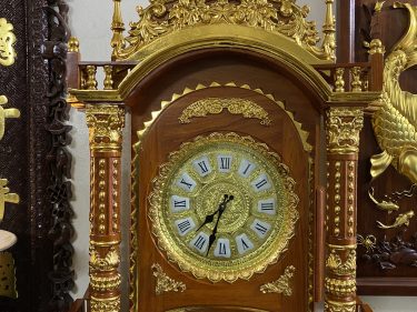 đồng hồ tứ trụ dát vàng