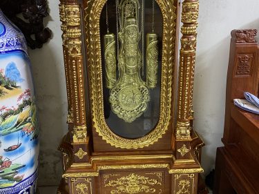 Đồng hồ tứ trụ dát vàng