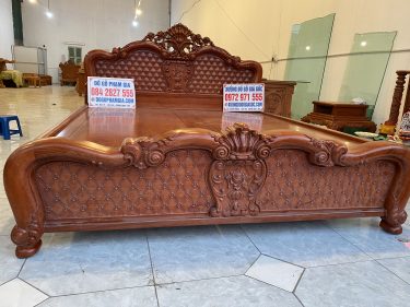 Giường ngủ gỗ hương