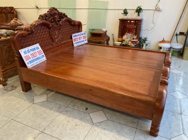 Giường ngủ gỗ hương