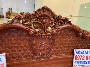 Giường ngủ gỗ hương