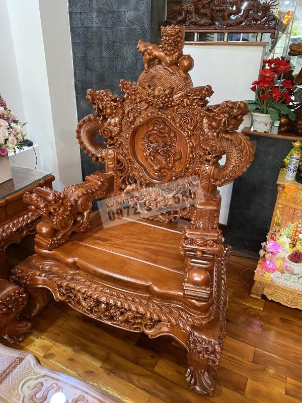 Bàn ghế rồng đỉnh gỗ hương