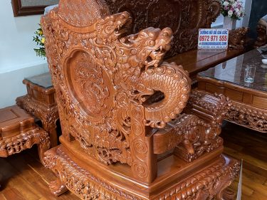 Bàn ghế rồng đỉnh gỗ hương