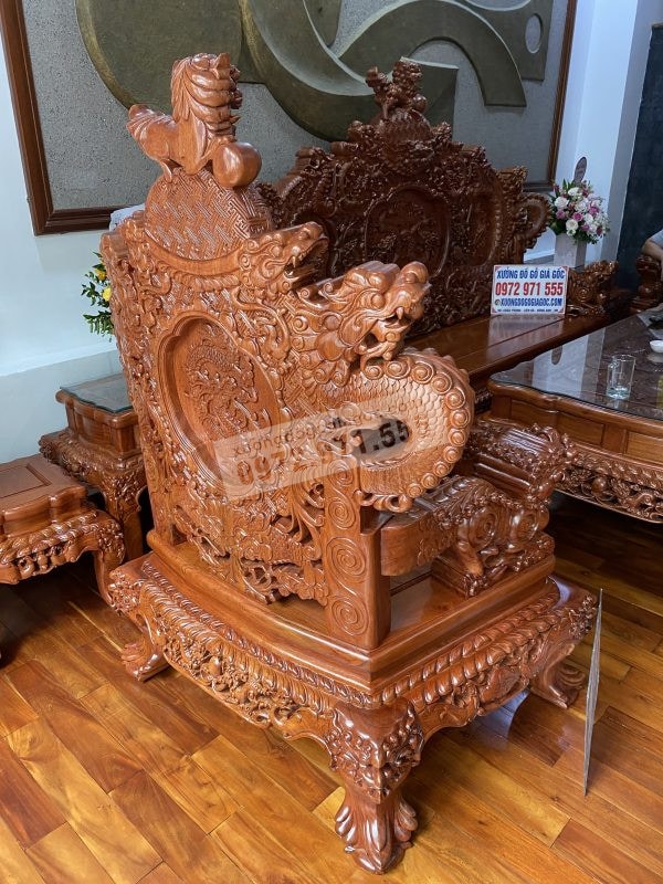Bàn ghế rồng đỉnh gỗ hương