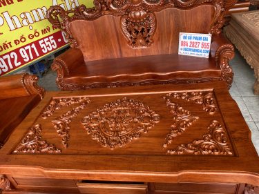 Bàn ghế hoàng gia nguyên khối V10 gỗ hương đá