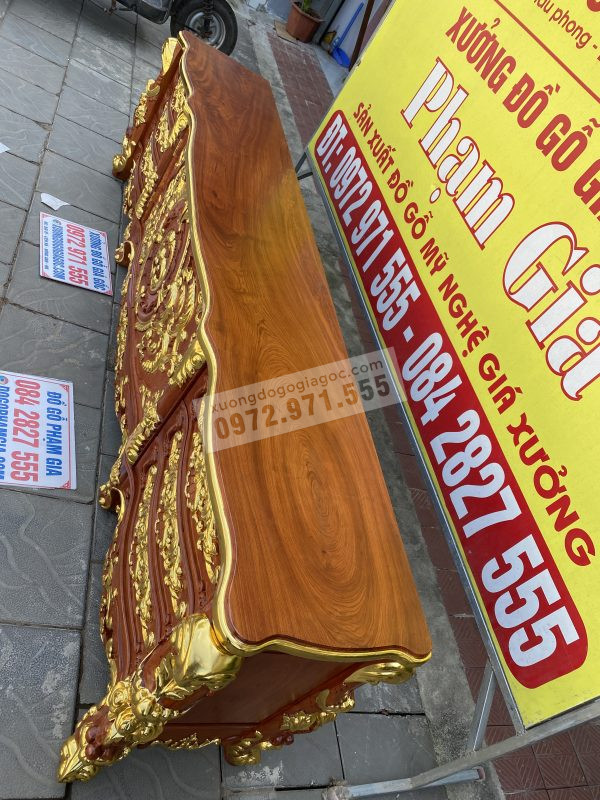 Kệ tivi louis Hoàng Gia dát vàng
