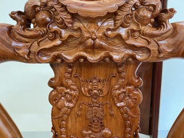 Bàn ghế minh voi chiến quốc cột 14 chân 14 gỗ hương đá đục thủ công