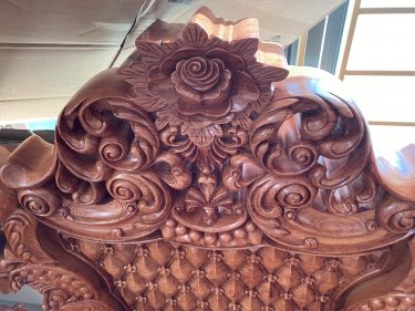 Bàn ghế hoàng gia V5