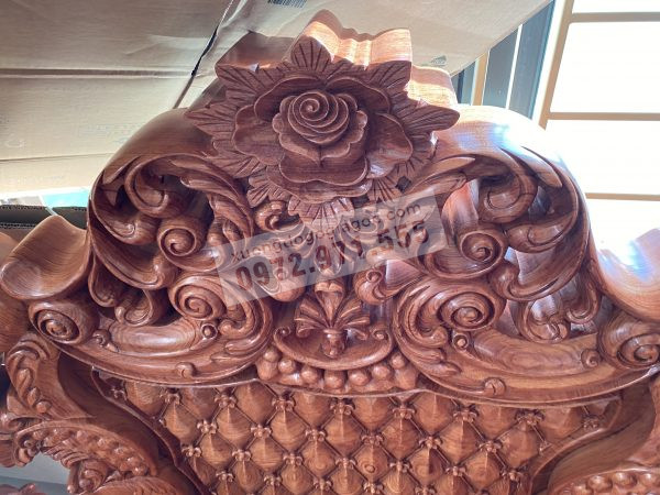 Bàn ghế hoàng gia V5