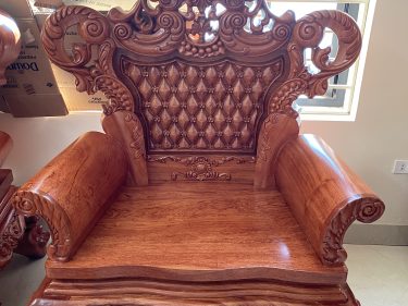 Bàn ghế hoàng gia V5