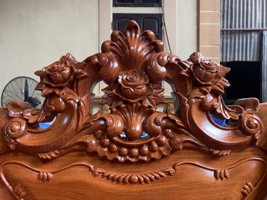 Bàn ghế hoàng gia louis Gỗ hương