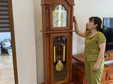 Đồng Hồ Cây Gỗ Hương