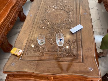 Bàn ghế hoàng gia tân cổ điển