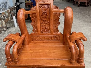 bàn ghế tần thủy hoàng