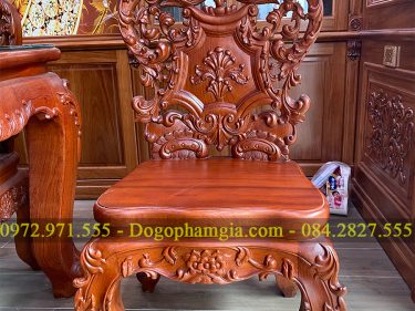 Bàn ăn gỗ hương