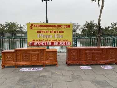 Kệ tivi hoàng gia