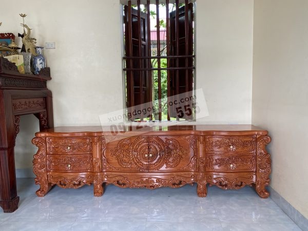 Kệ tivi hoàng gia