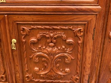 Kệ tivi hoàng gia gỗ hương