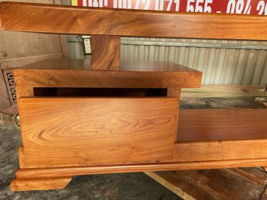 Kệ tivi nguyên khối gỗ hương đá