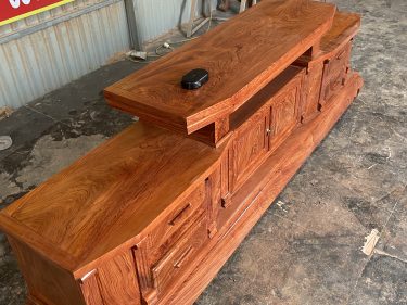 Kệ tivi gỗ hương đá