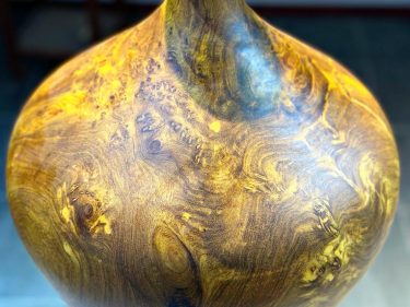 Bình Phú Quý Gỗ Hương