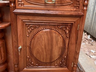 kệ TV cột nho gỗ hương